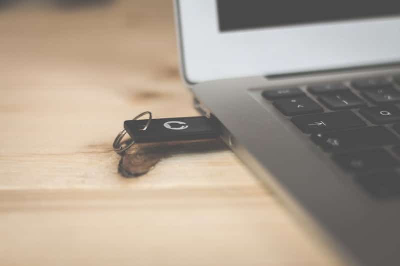 USB Portları Çalışmıyor: Donanım Arızaları ve Çözüm Yolları USB Portları Çalışmıyor: Donanım Arızaları ve Çözüm Yolları