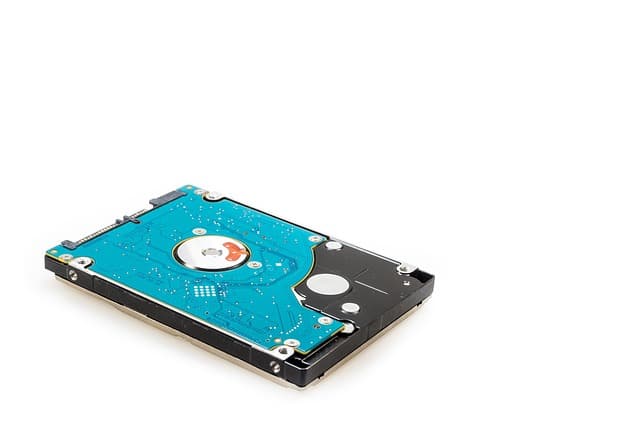 SSD veya HDD'nin Aşırı Isınması Nedeniyle Geçici Donmalar SSD veya HDD'nin Aşırı Isınması Nedeniyle Geçici Donmalar